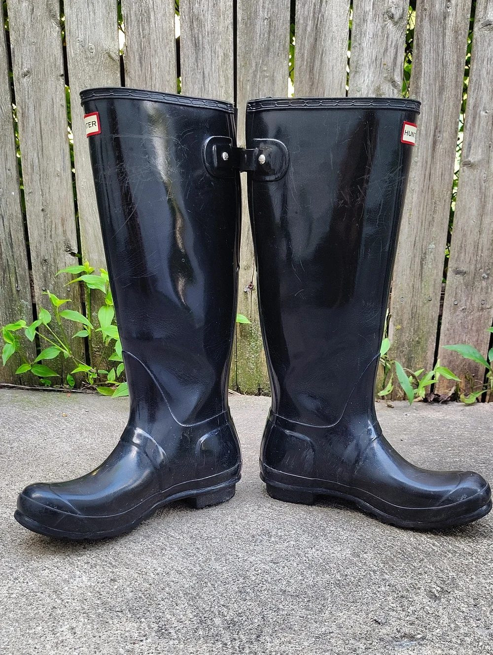 Hunter Gloss Black Tall Rain Boots with Red Logo